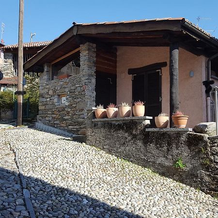 Rustico Vila Miglieglia Exterior foto